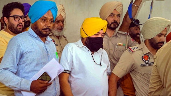 Daler Mehndi gets 2 years jail in 2003 human trafficking case