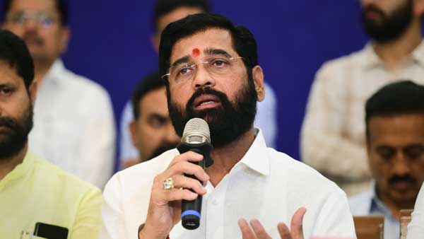 Watch: Eknath Shinde takes dig at Uddhav Thackeray, says 'autorickshaw has left Mercedes behind'