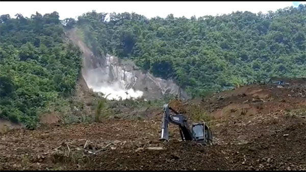 Another landslide hits near tragedy site at Noney in Manipur| VIDEO