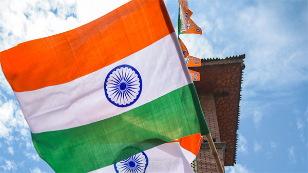 'Har Ghar Tiranga’: Post offices to sell Tricolour of 3 sizes starting August 1