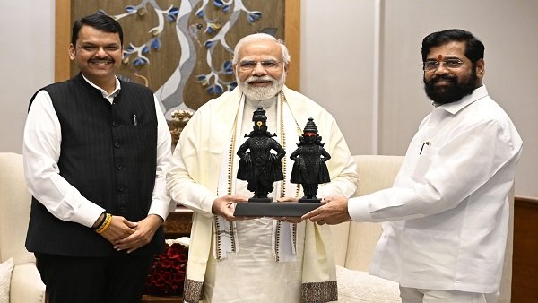 Maharashtra CM Shinde, Fadnavis meet PM Modi