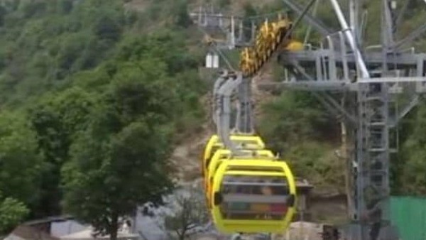 Ropeway gets stuck midway; BJP MLA, devotees stranded mid-air for an hour