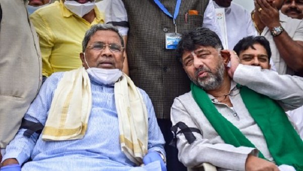 Karnataka: DK Shivakumar, Siddaramaiah camps spar over Congress CM candidate