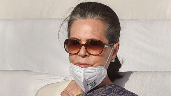 Sonia Gandhi expresses shock over former Japanese PM Abe's demise, says "he will be sorely missed"