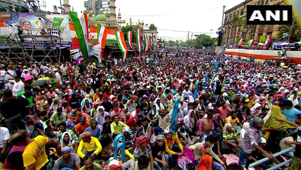 TMC holds 'Martyrs' Day' rally in Kolkata amid tight security