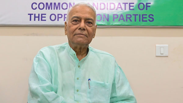 Yashwant Sinha urges Droupadi Murmu to affirm she won't be "rubber stamp Rashtrapati"