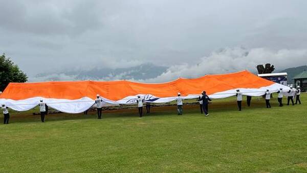 Independence Day 2022: 7500 sqft Tricolour displayed at Dal lake in Srinagar