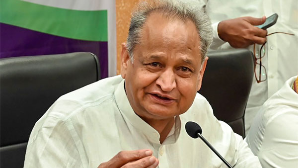 Gehlot promises Rajasthan-like schemes if Cong wins in Gujarat