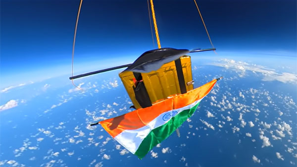 Indian flag unfurled 30 kms above earth [Watch Video]