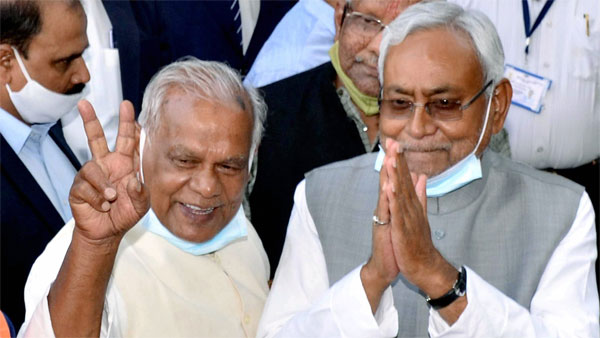 Jitan Ram Manjhi extends support to Nitish Kumar