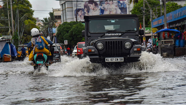 Holidays in parts of the Kerala as rains continue to lash