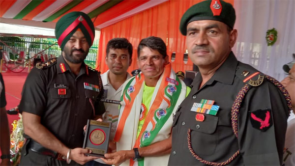 75 years of Independence Day: Army Colonel covers 750 kms in 10 days to spread this message