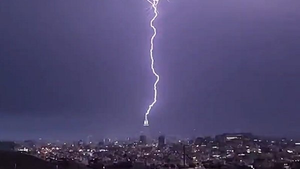 Viral video: Watch visuals of lightning striking clock tower in Mecca