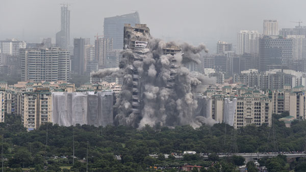 In pics: Images show how Noida twin tower turns to rubble in seconds