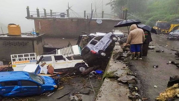 31 dead as heavy rains inflict chaos on HP, U'khand; Odisha, Jharkhand also hit