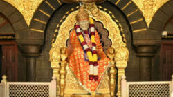 AP man donates Rs 36.98 lakh gold crown to Shirdi Saibaba Temple