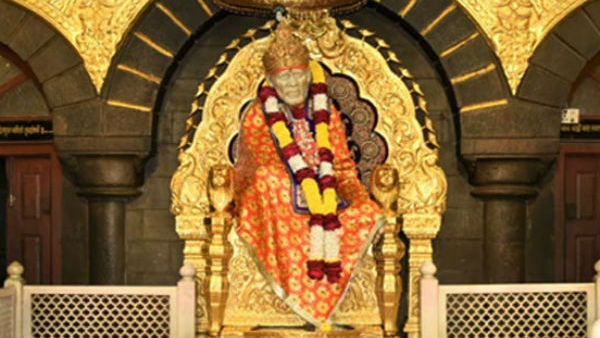 AP man donates Rs 36.98 lakh gold crown to Shirdi Saibaba Temple