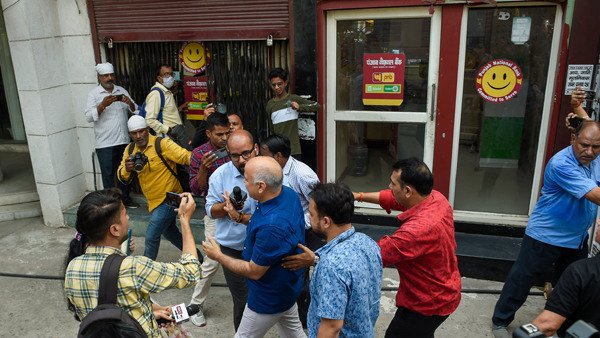 CBI searches Sisodia's bank locker in Ghaziabad