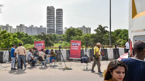 Noida twin towers demolition: Around 500 police, traffic personnel deployed