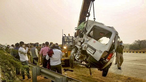 In 2021, 1.73 lakh traffic accidents recorded in the country