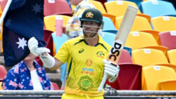 'My phone's here', Warner ready to talk leadership with Cricket Australia