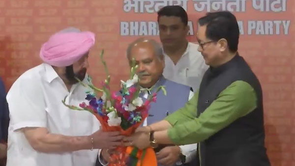 Former Punjab CM Capt Amarinder Singh joins BJP