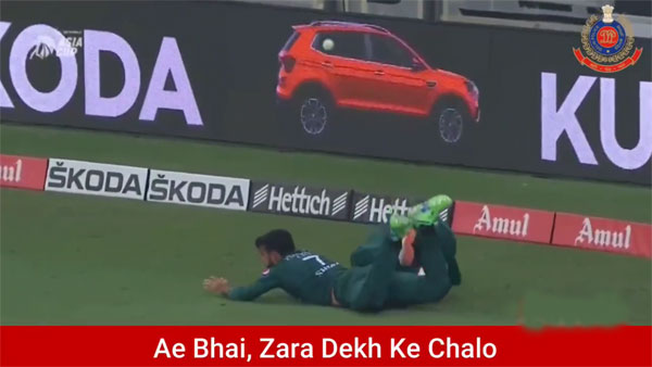 Delhi Police has a field day over Pak fielders' now famous 'catch drop' video