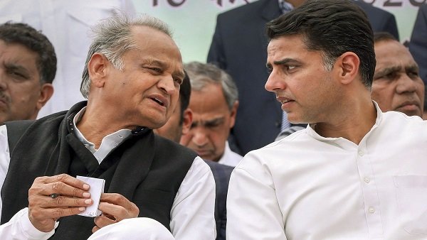 Rajasthan political crisis: 92 Gehlot loyalists threaten to quit | 10 points