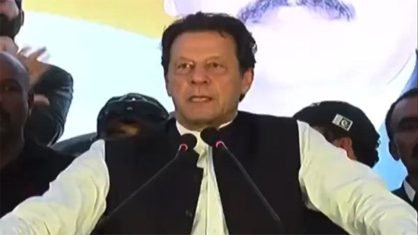 Another on-cam gaffe by Imran Khan and this time it is on Pakistan’s birth control