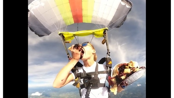 The pie high: Video of woman eating while skydiving leave netizens in awe | WATCH