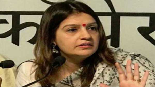 Immediate Saline Drip: Priyanka Chaturvedi's dig after HC rejects Shinde faction's plea