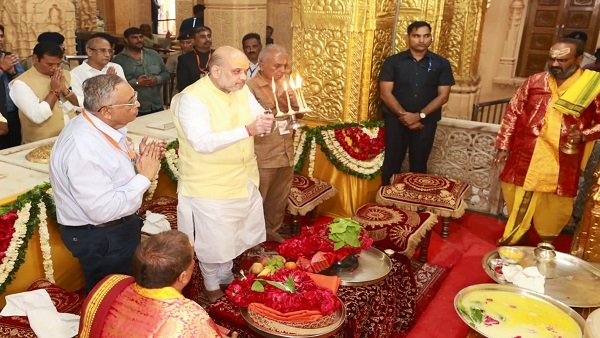 Gujarat: Amit Shah unveils 16-feet tall Lord Hanuman statue, offers prayers at Somnath temple