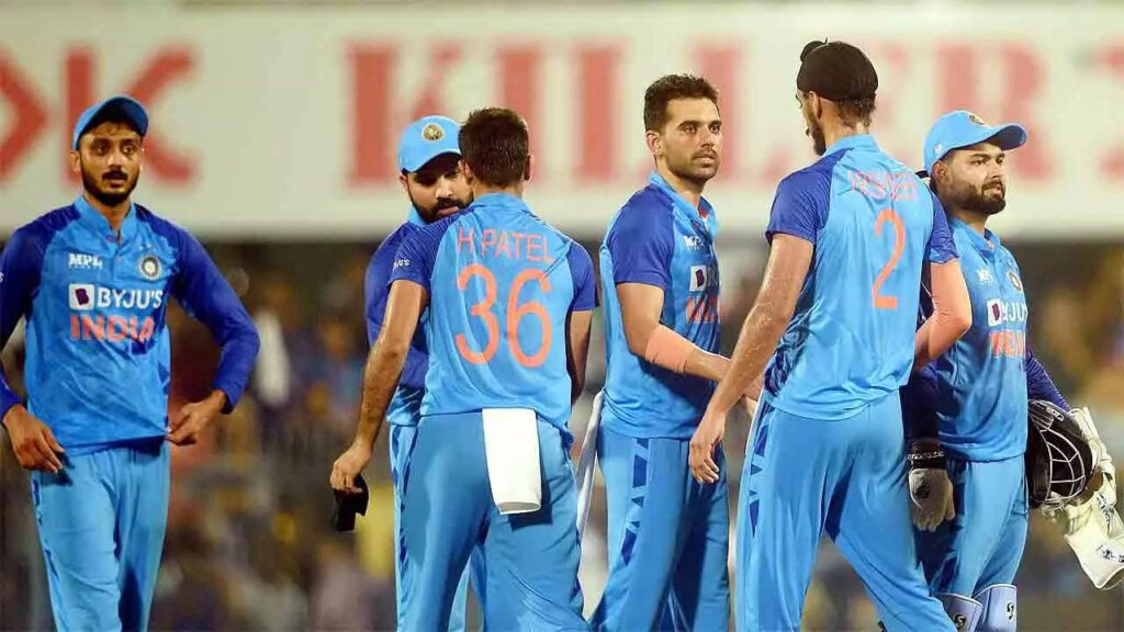 3rd T20I: Series in bag but Team India faces stern bowling test