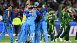 Kohli conjures up a magical knock to script India's sensational win over Pakistan