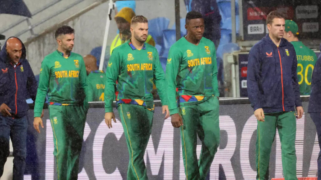 We haven't had a good history with rain, says SA coach Boucher