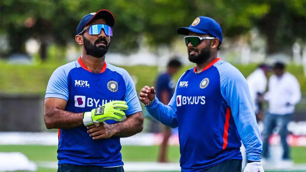 T20 World Cup: Rishabh Pant or Dinesh Karthik against England in semis?