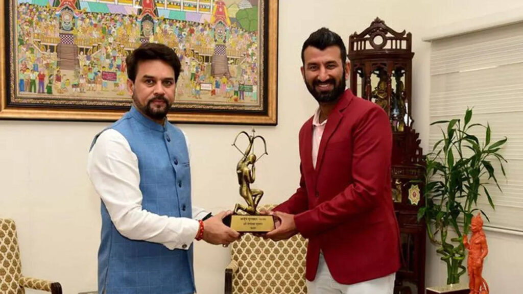 Cheteshwar Pujara receives his 2017 Arjuna Award trophy