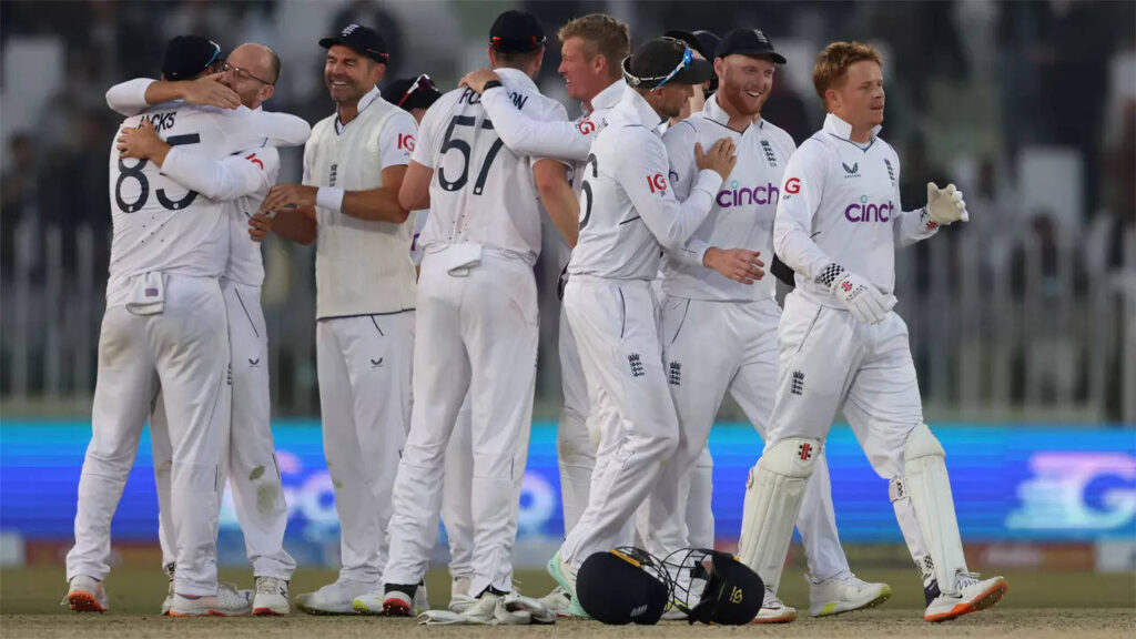 Aggressive England beat Pakistan by 74 runs in 1st Test