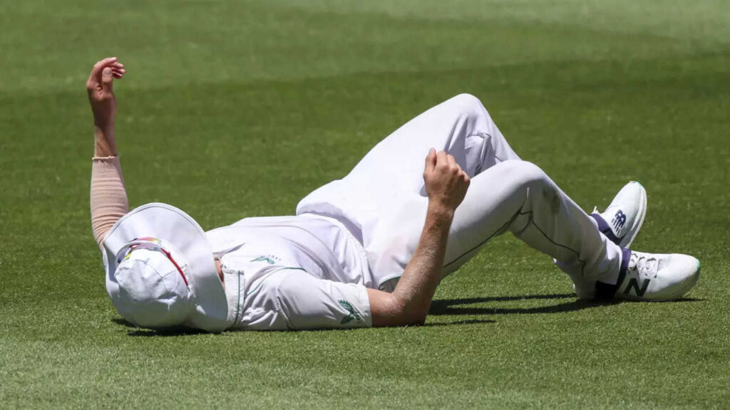 WATCH: Spider cam knocks over South Africa's Anrich Nortje at MCG