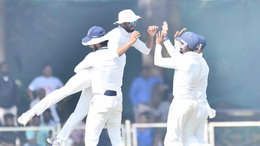 Ranji Trophy: Saurashtra nose ahead of Mumbai in tight contest