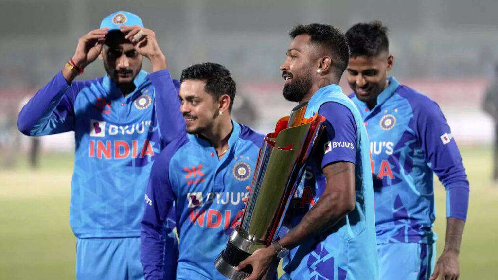 I reassure the youngsters they belong at this level: Hardik Pandya