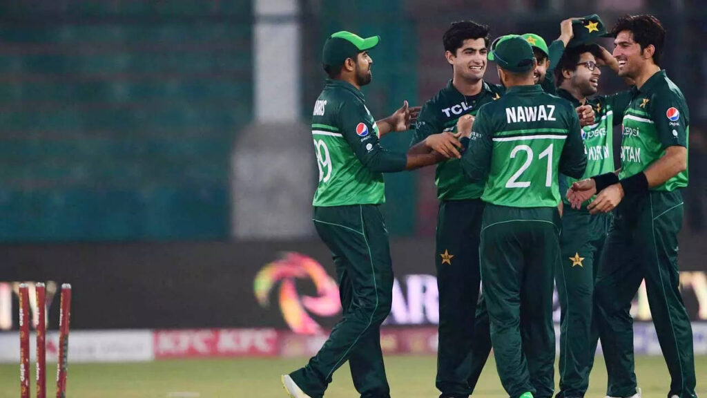 1st ODI: Naseem takes five-wicket haul as Pakistan beat NZ