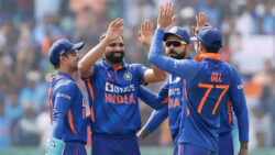 Hope the main players stay in a good zone: Shami