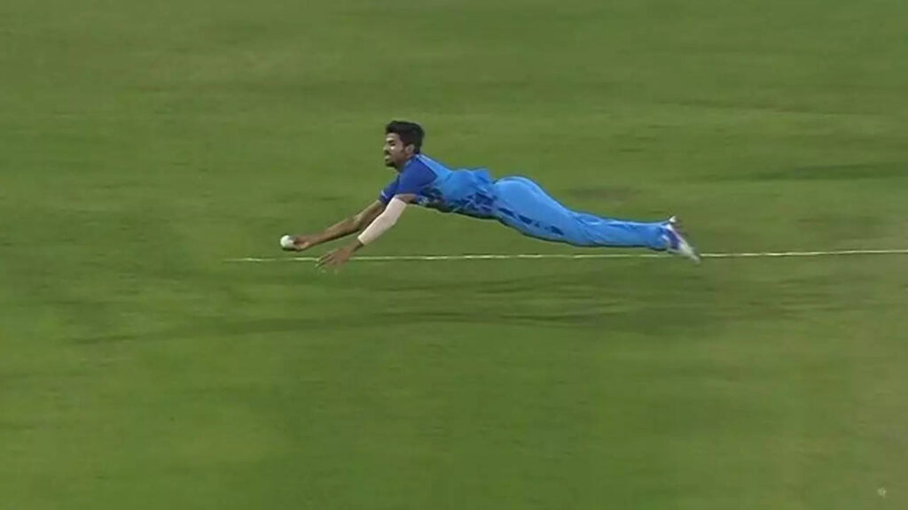 Watch: Sundar's one-handed blinder in his follow through