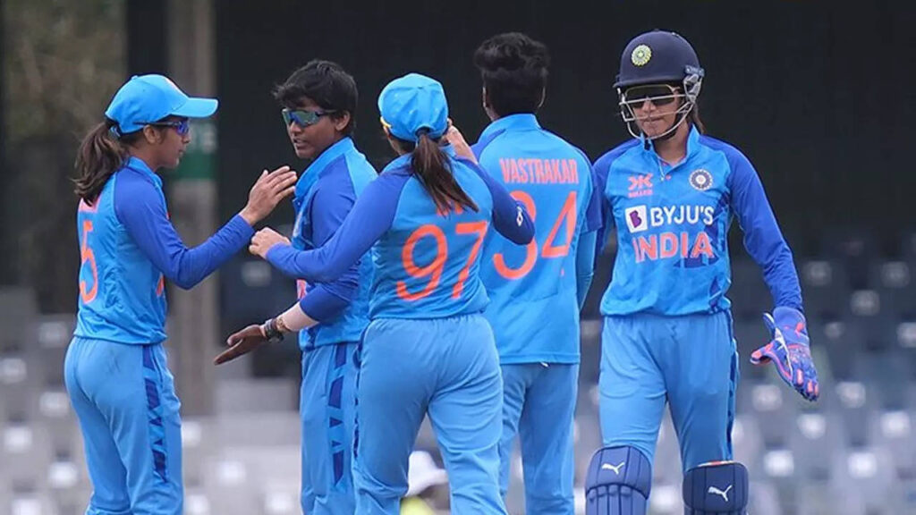 India tune up for tri-series final with 8-wicket win over West Indies