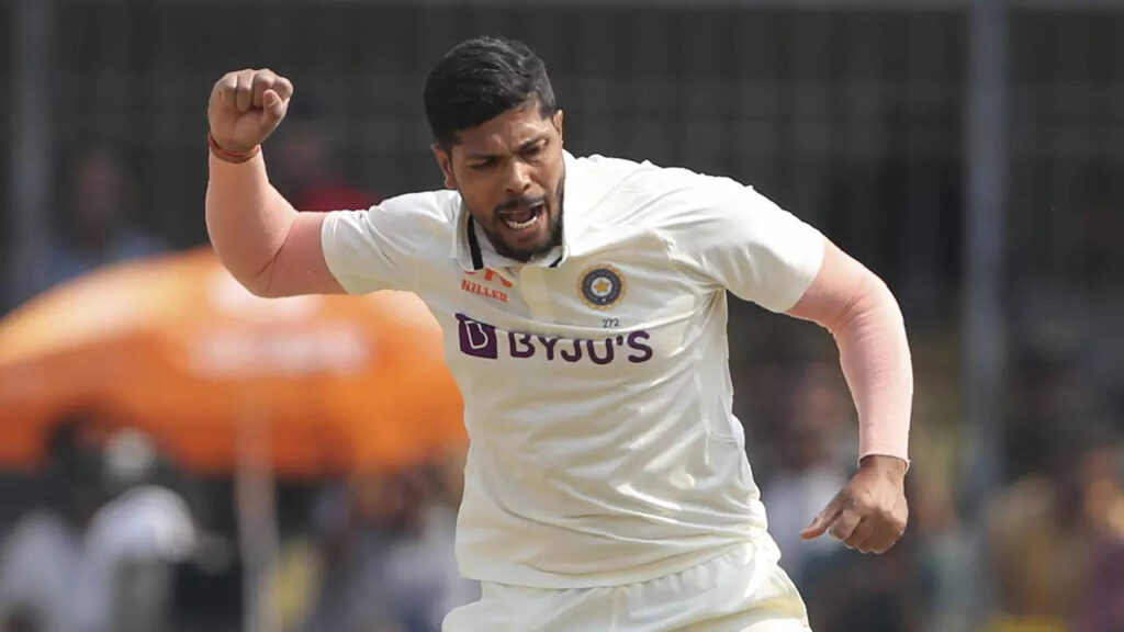 Umesh completes 100 wickets at home to trigger Australia collapse