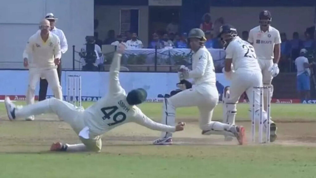 Watch: Smith pulls off a stunner to remove Pujara