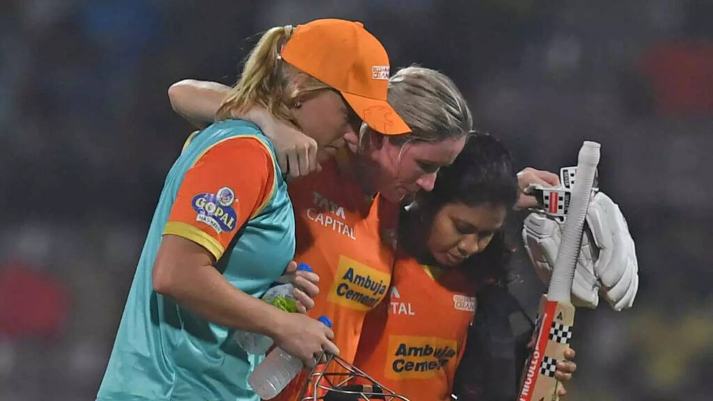 Gujarat Giants' Beth Mooney ruled out of WPL with calf injury