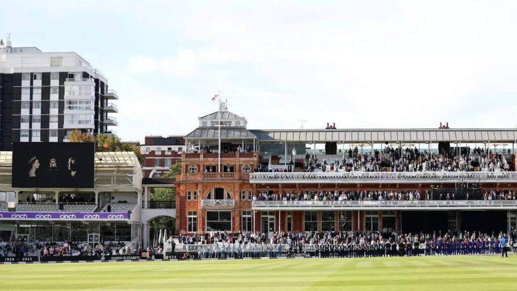 Oxford vs Cambridge match to stay at Lord's after backlash