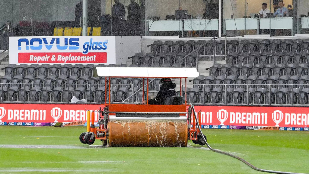 Rain washes out 2nd ODI between NZ and SL